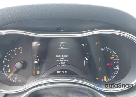 2018 Jeep Grand Cherokee Laredo E 4X4 from USA, damaged, VIN 1C4RJFAGXJC504400